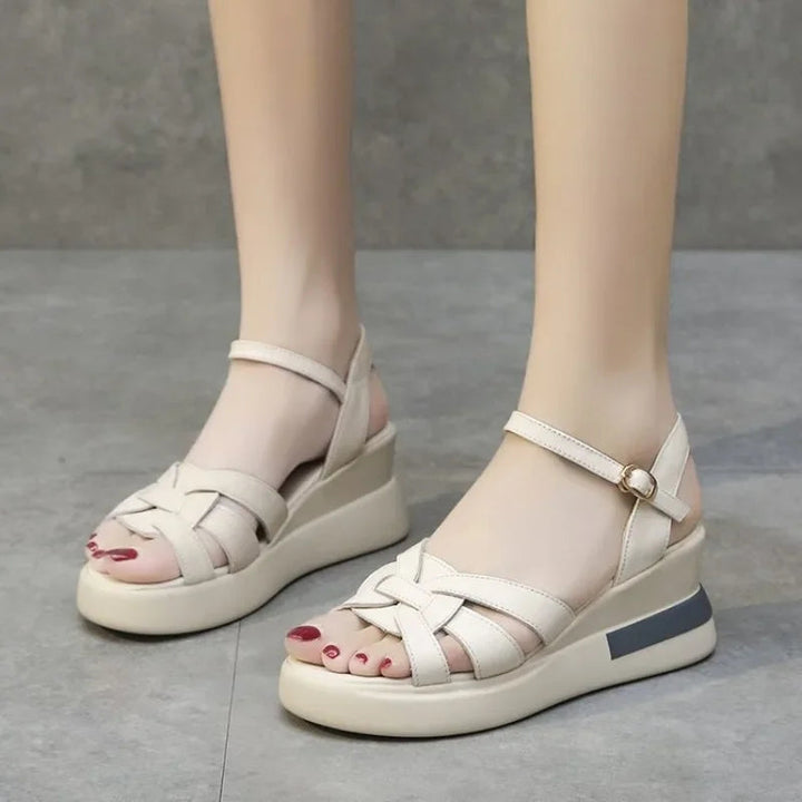 Sandália Plataforma Retro Casual - LoftLuxe Use Papete 